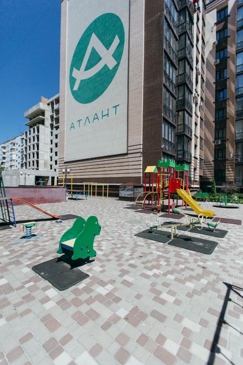 Atlant Luxury Family Apart Поряд З Тц Депот, Безконтактне Заселення Cernăuți Exterior foto